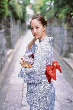 魔鬼女集中营